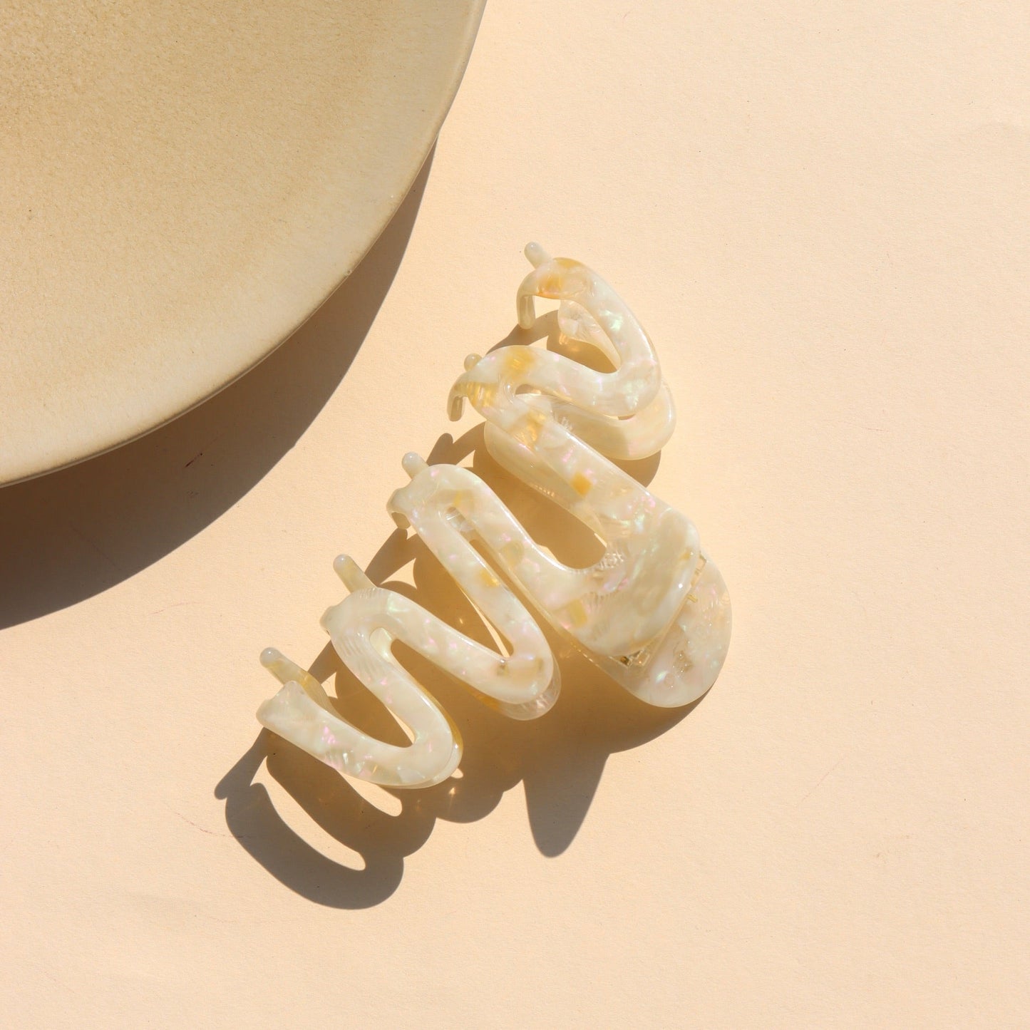 Large Squiggle Hair Claw Clip