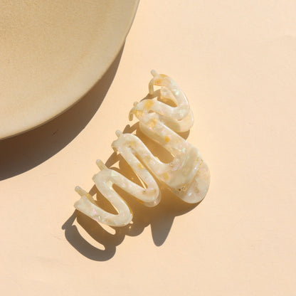 Large Squiggle Hair Claw Clip